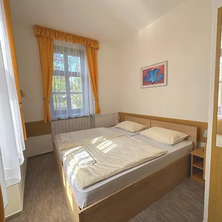 Imola Garden Vendeghaz * Balatonfured